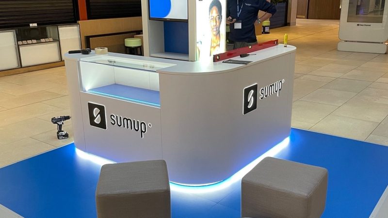 Pop-up shop design and installation for Square by Retail Profiling