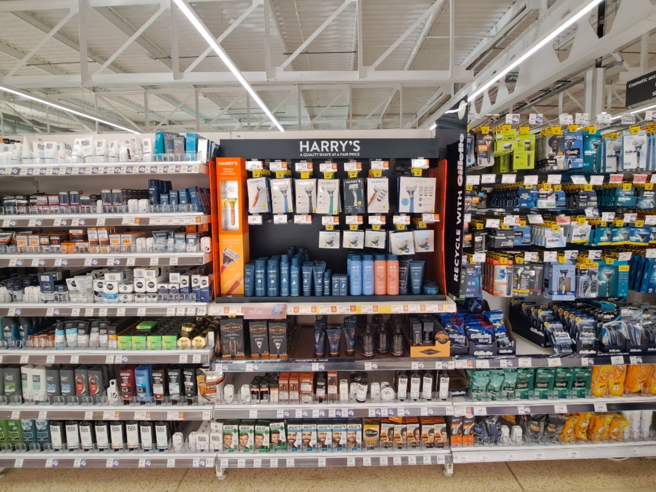 HARRY'S POS design and installation by Retail Profiling, a field marketing agency in the UK and Europe.